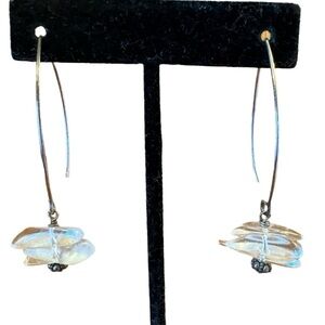 NWT Hand Crafted 9.25 Sterling Silver and Swarovski Crystal Drop Earrings